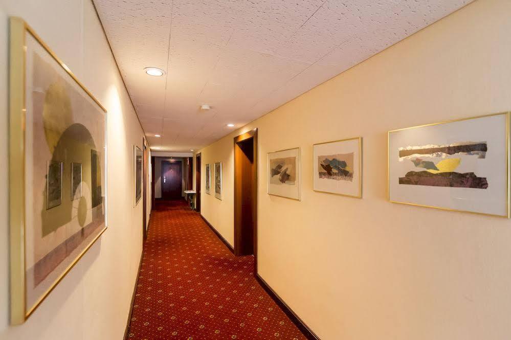Thermen Hotel & Restaurant Bad Soden Bad Soden am Taunus Exterior photo